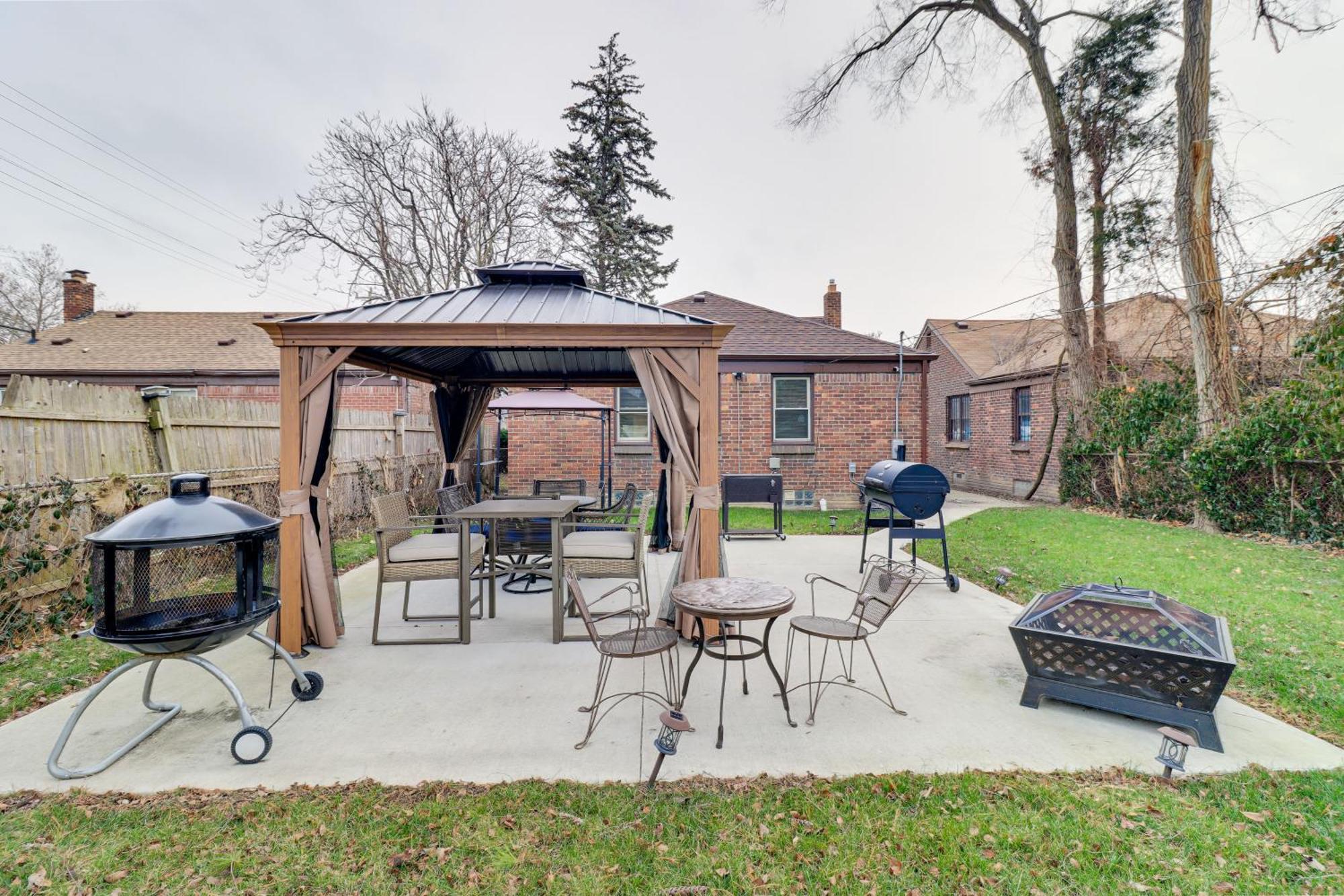 Family-Friendly Detroit Home 12 Mi To Downtown! 외부 사진
