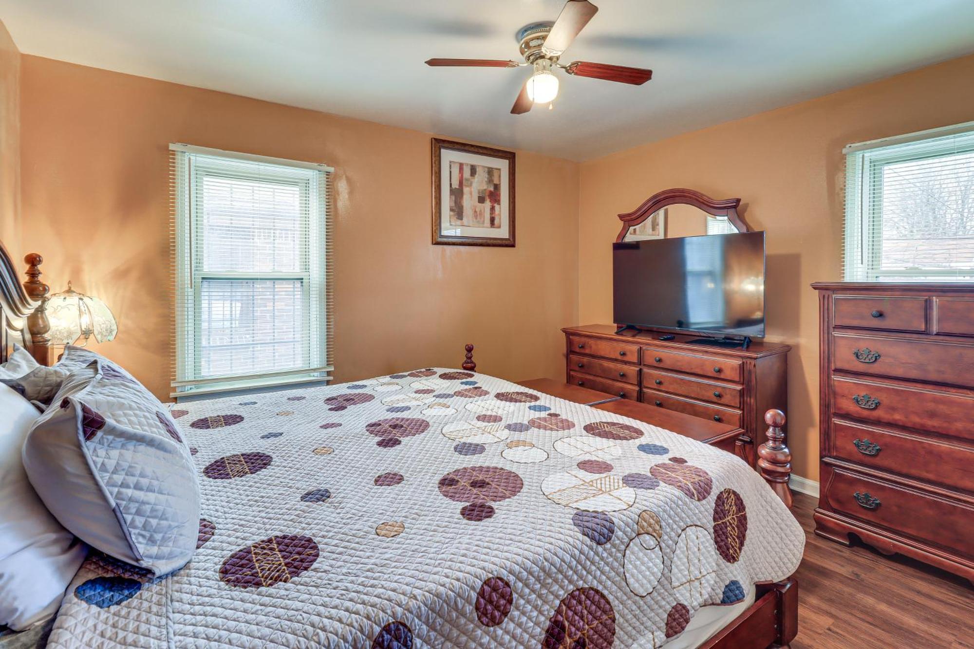 Family-Friendly Detroit Home 12 Mi To Downtown! 외부 사진