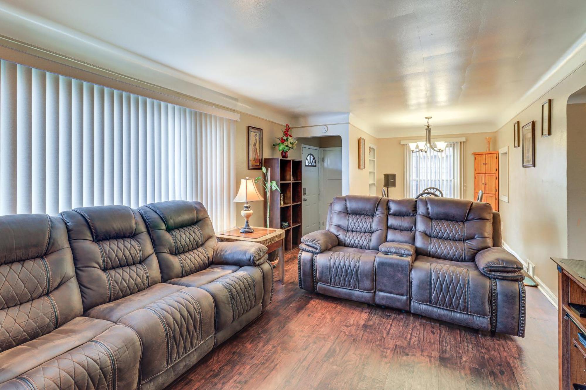 Family-Friendly Detroit Home 12 Mi To Downtown! 외부 사진